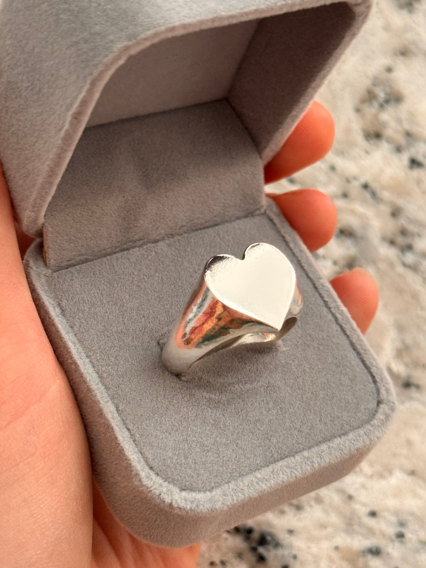 THE CHUNKY HEART SIGNET RING