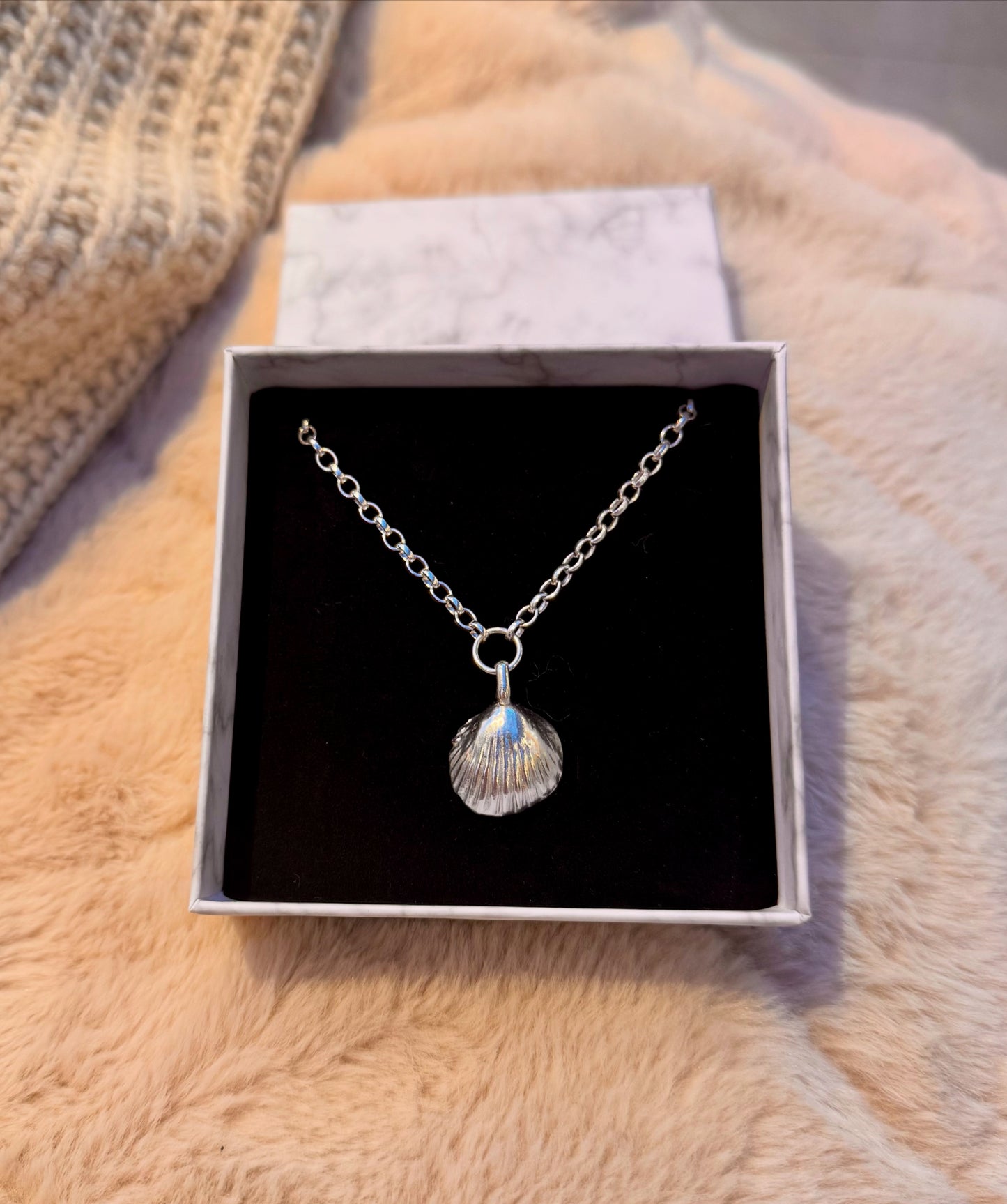 THE COCKLE SHELL NECKLACE